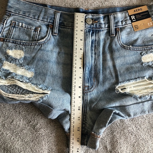 Aeropostale Shorts Light Blue Denim Jean Mom Hi Waist Distressed Size 12 - Picture 10 of 11